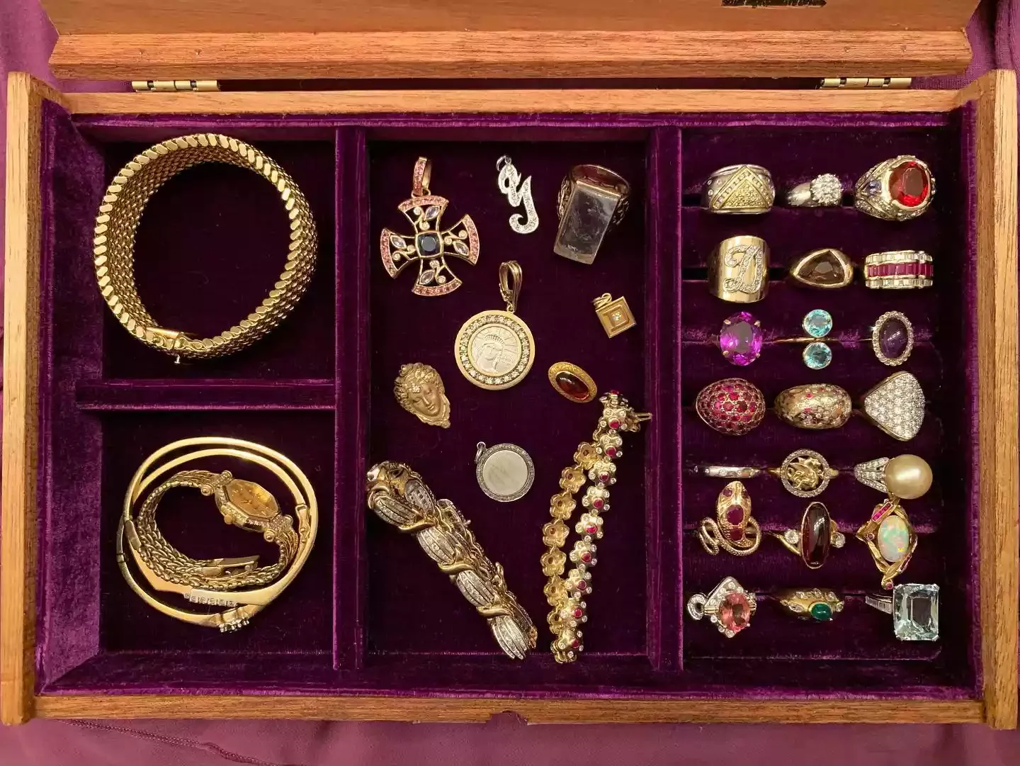20 Creative Jewelry Organization Ideas That Beautify Your Space Convert a Cigar Box