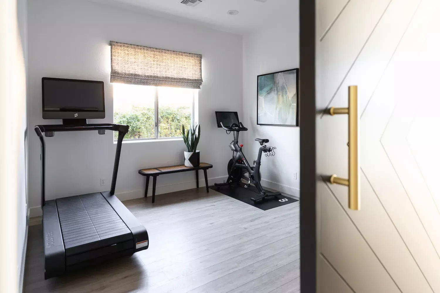 37 Inspiring Home Gym Design Ideas That'll Transform Your Workout Space Convert a Spare Room