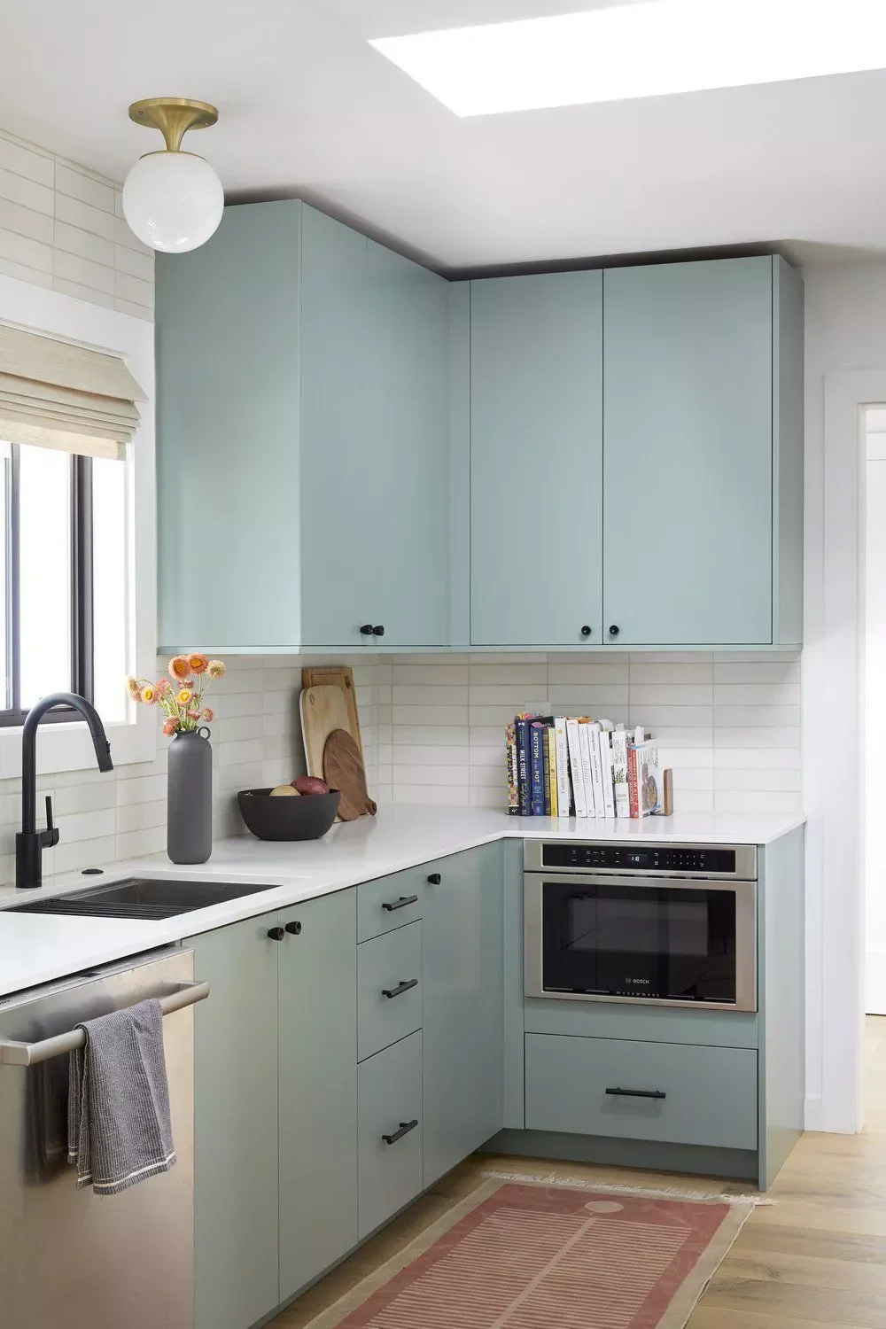 64 Stunning Kitchen Cabinet Ideas to Transform Your Space Corner Cabinetry