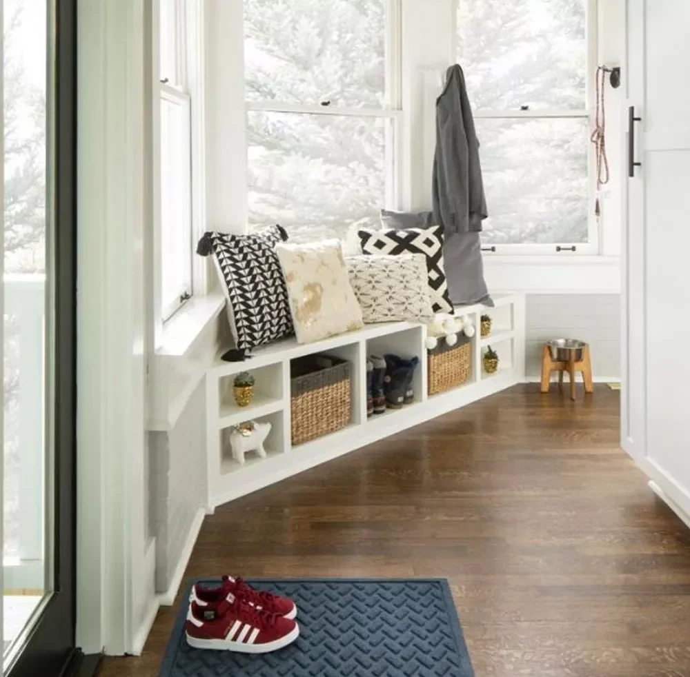 25 Stunning Mudroom Bench Ideas That Combine Style and Storage 13 Corner Mudroom Storage Bench