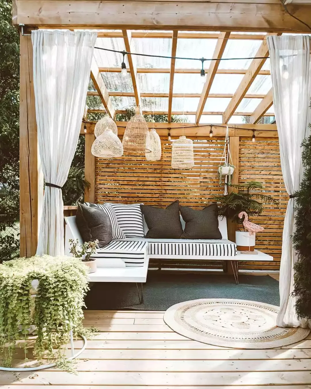 12 Beautiful Pergola Roof Designs That Will Transform Your Outdoor Living Space 8 Corrugated Polycarbonate Pergola Roof