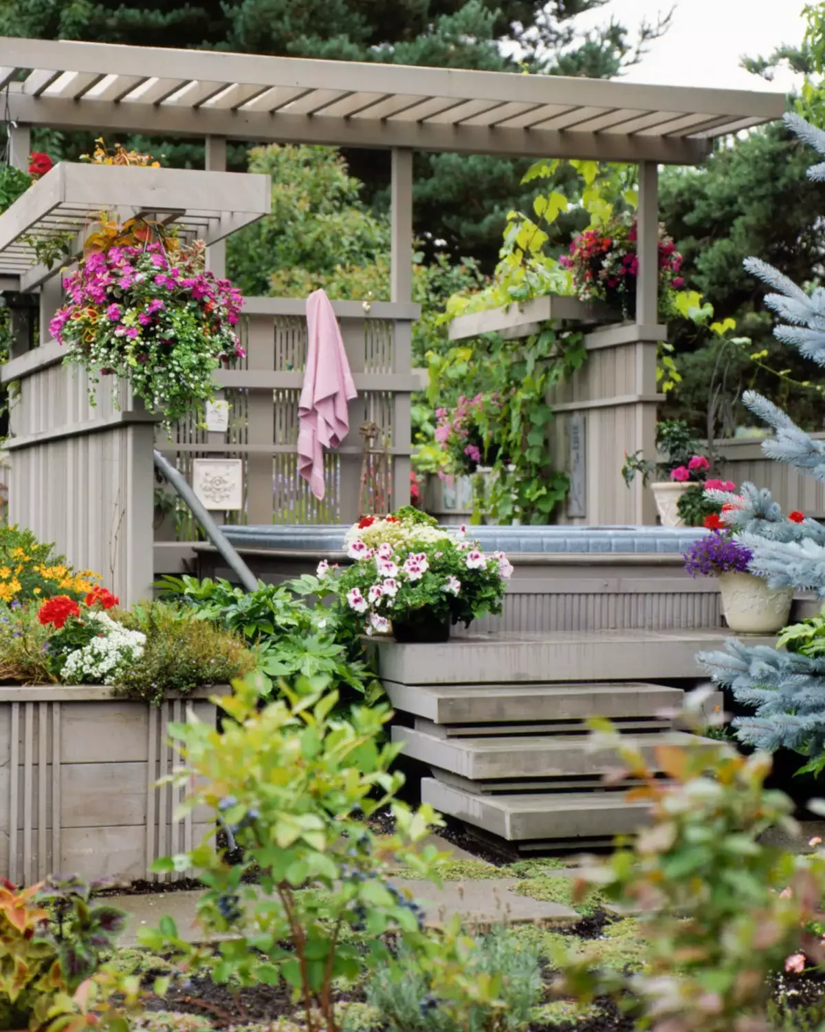 30 Stunning Hot Tub Deck Designs to Create Your Dream Backyard Retreat 11 Cottage Retreat Hot Tub Deck