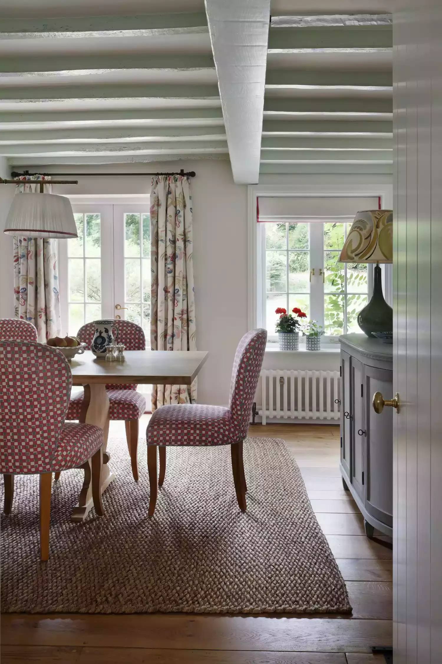 30 Stunning Dining Room Curtain Ideas That Will Transform Your Space Country-Style Curtains