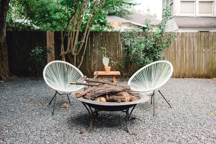 53 Fresh Summer Home Decor Ideas That'll Transform Your Space 14 Cozy Around a Portable Fire Pit