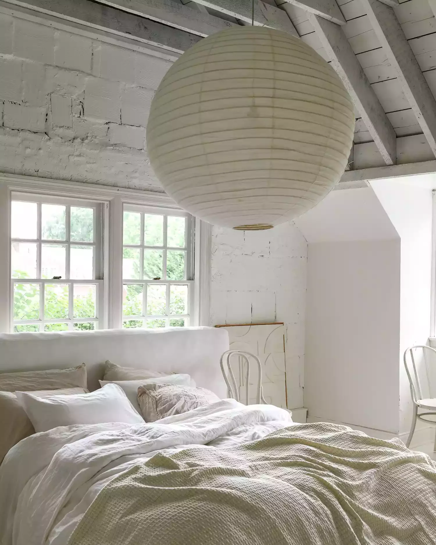 29 Cozy Neutral Bedroom Ideas That'll Make You Never Want to Leave 12 Cozy Neutral Bedroom