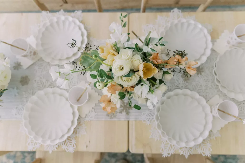 34 Creative Table Runner Ideas to Transform Your Dining Space Cozy Table Runner
