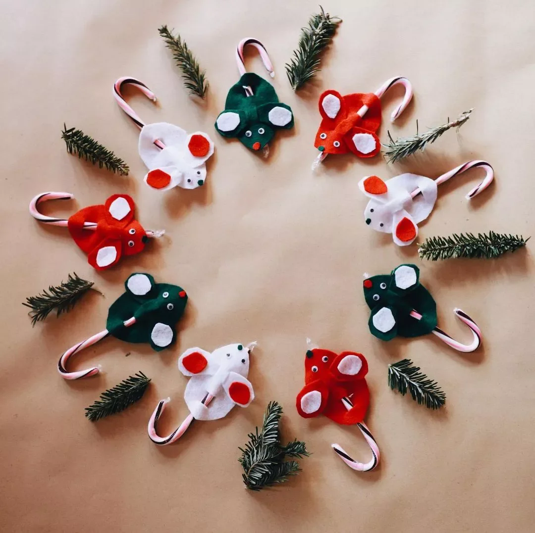 50 Festive Christmas Party Decorating Ideas Your Guests Will Absolutely Adore 15 Craft Cute Christmas Mice