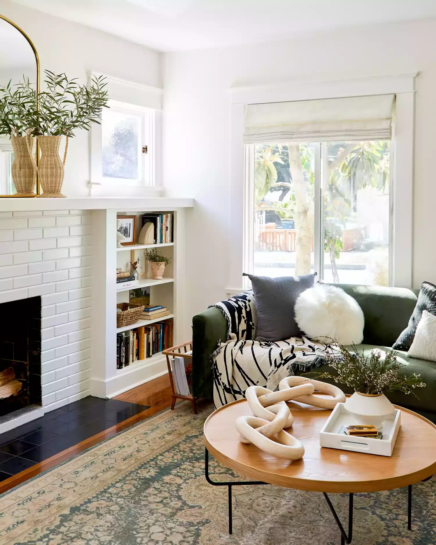 44 Inspiring Home Library Ideas to Create Your Perfect Reading Sanctuary 21 Craftsman-Style Bookshelves