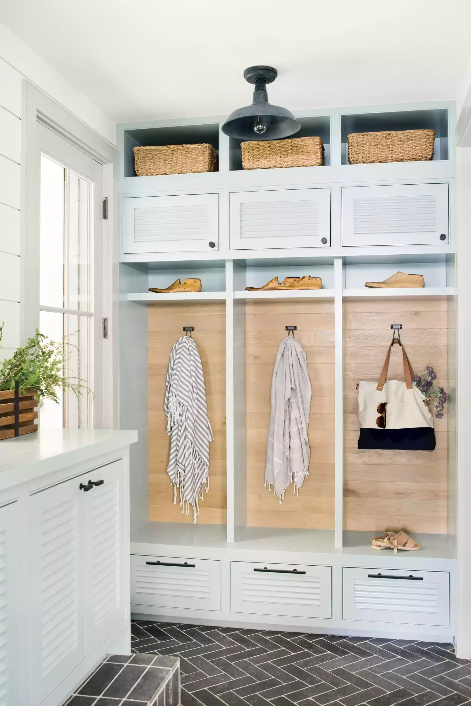 20 Clever Entryway Shoe Storage Solutions That Actually Work Create Open Cubbies