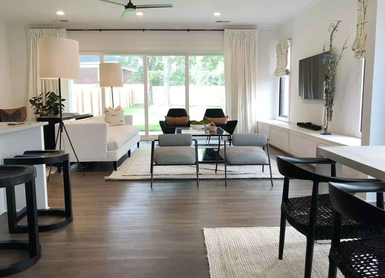 40 Stunning Minimalist Living Room Ideas That Showcase Effortless Style 20 Create Open-Plan Cohesion