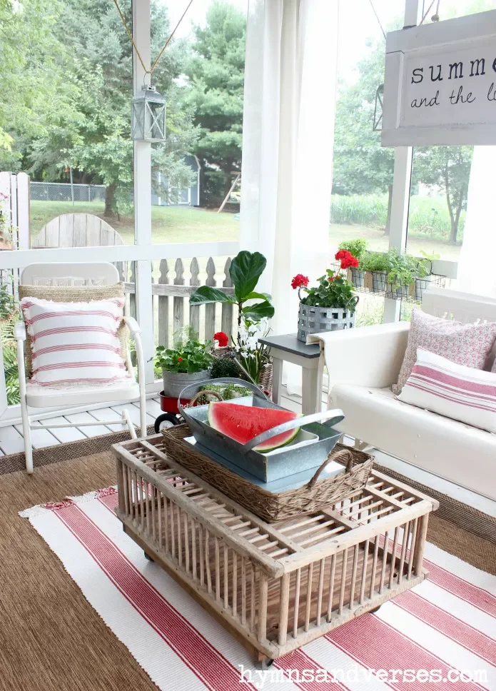 62 Stunning Screen Porch Ideas to Create the Perfect Indoor-Outdoor Retreat Create Your Own Custom Items