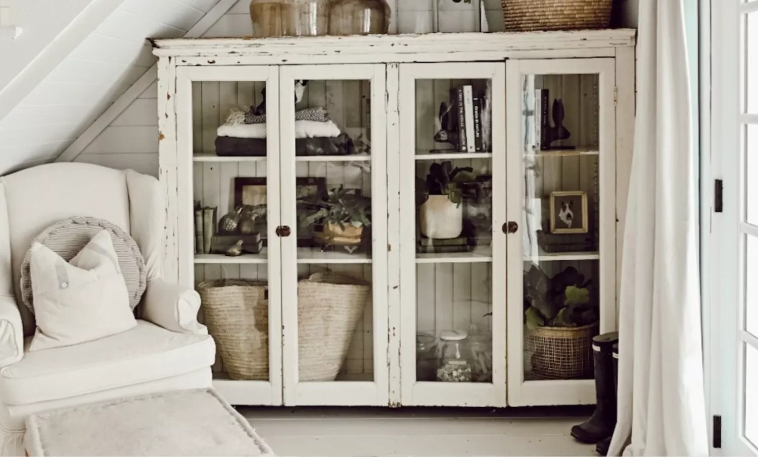 38 Vintage Window Frame Ideas That Transform Any Space 31 Create a Bookshelf