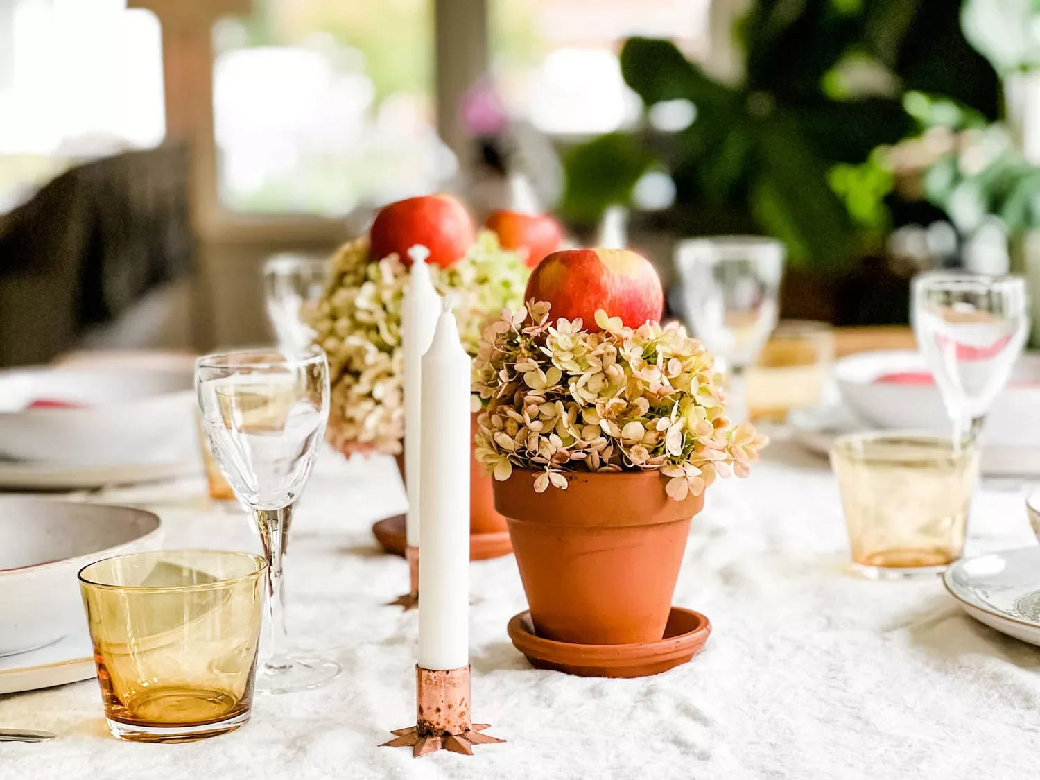 78 Beautiful Fall Table Decorating Ideas to Transform Your Seasonal Celebrations 46 Create a Cottage Feel