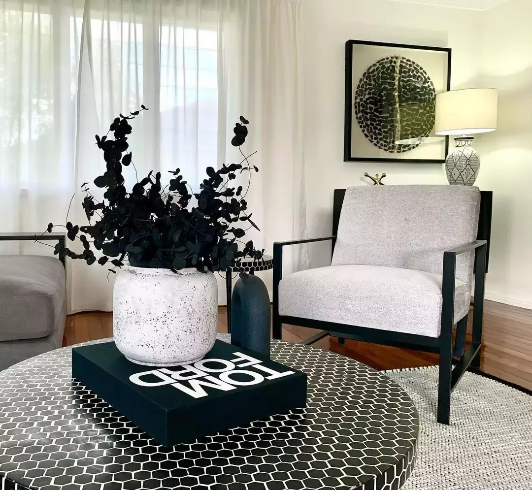 30 Stunning Black and White Living Room Ideas That Will Transform Your Space 6 Create a Minimalist Feel