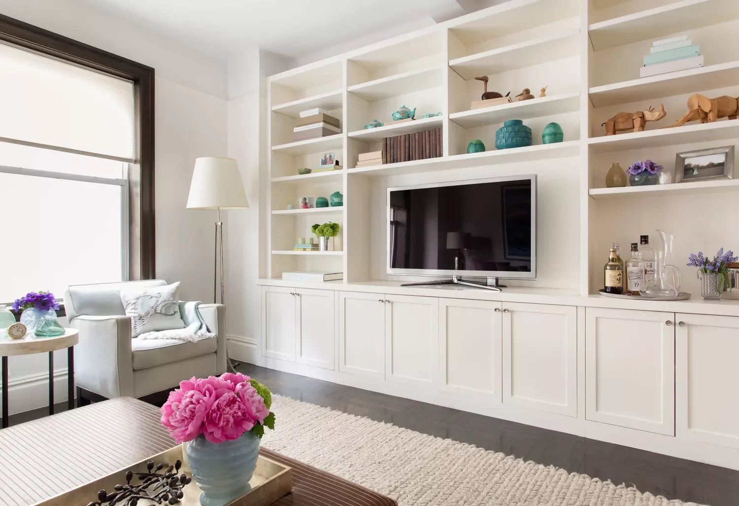 20 Beautiful Living Room Shelving Ideas to Transform Your Space 15 Create a Wall-to-Wall Display