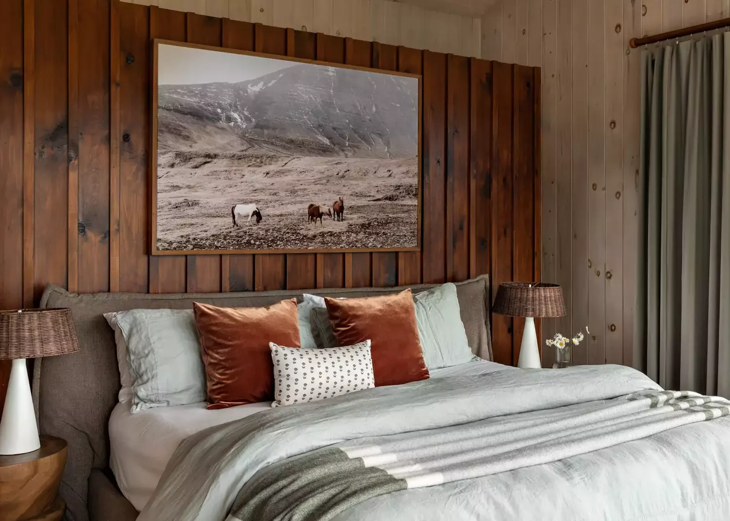 41 Cozy Earth-Inspired Bedroom Ideas That Will Transform Your Sleep Space 22 Create a Wood Feature Wall
