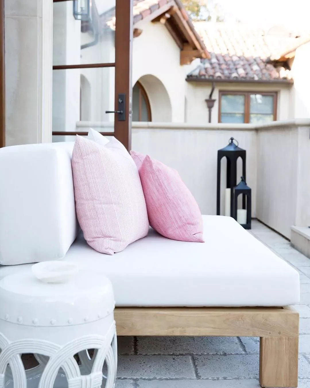 25 Outdoor Seating Ideas That'll Make You Want to Live Outside 15 Create an Outdoor Area on a Balcony