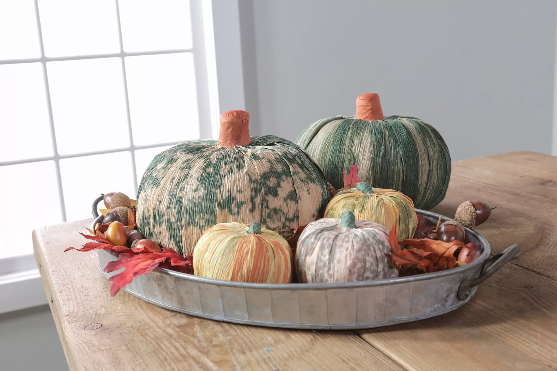 80 Quick Halloween Crafts You Can Complete in One Day 3 Crepe Paper Pumpkins
