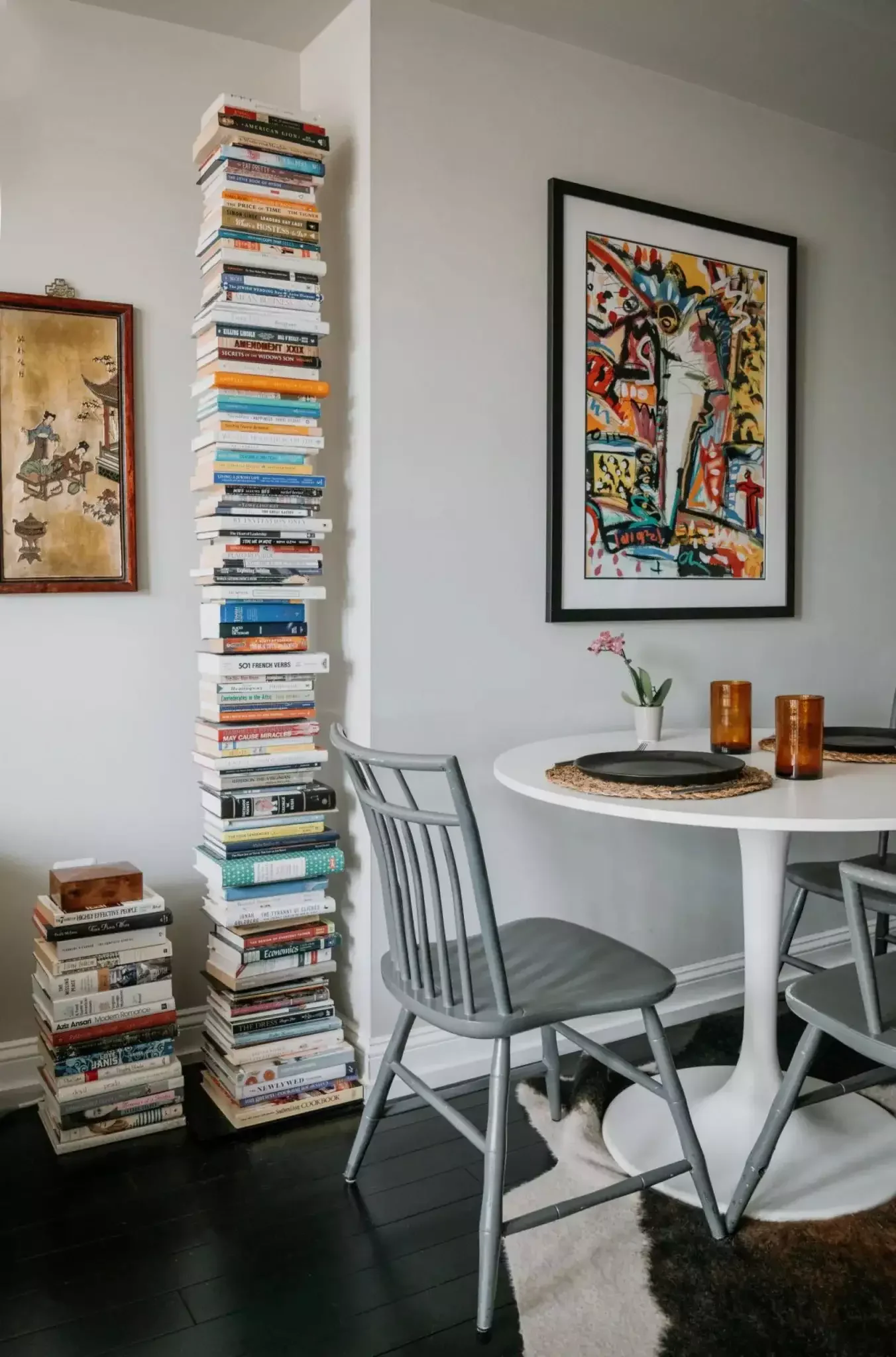 20 Brilliant Ways to Fit a Dining Table in Your Small Living Room 8 Curl Up With a Book