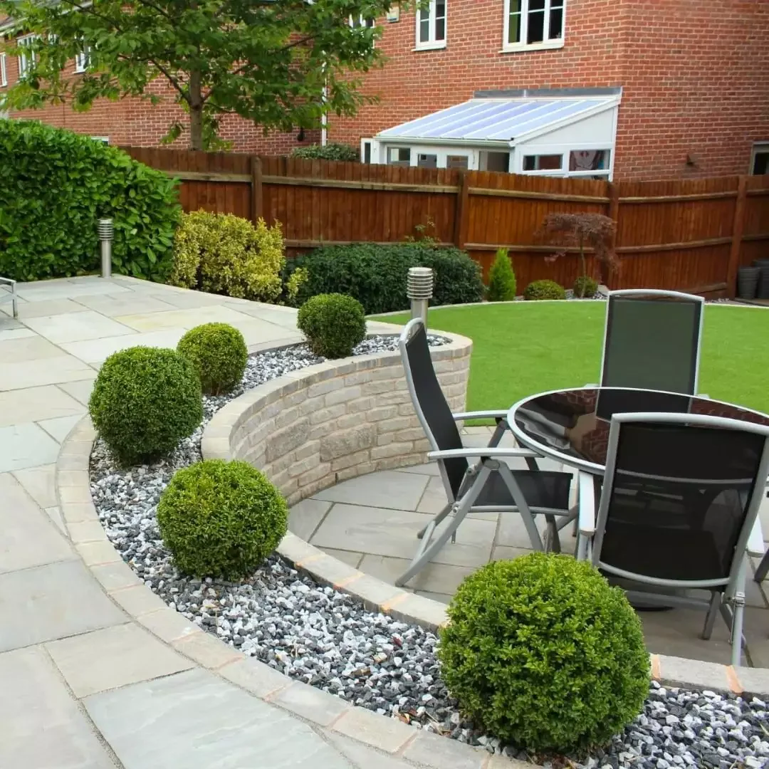 Curved Garden Wall