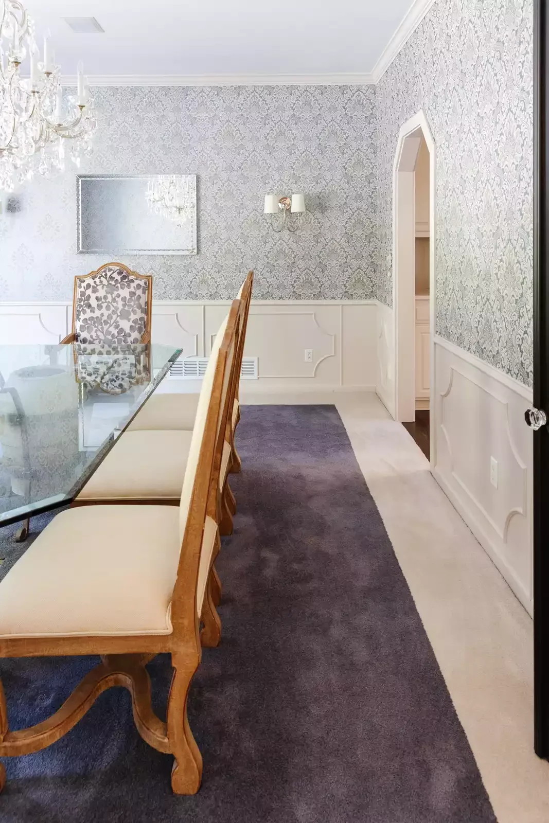 32 Stunning Dining Room Wainscoting Ideas That Will Transform Your Space Curvy Wainscoting