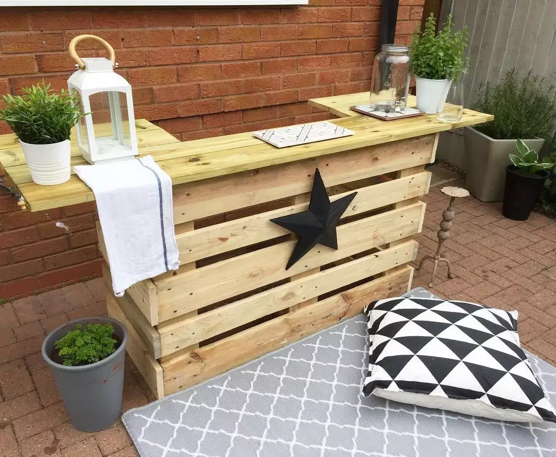72 Budget-Friendly DIY Home Decor Ideas for Every Skill Level Custom Outdoor Bar
