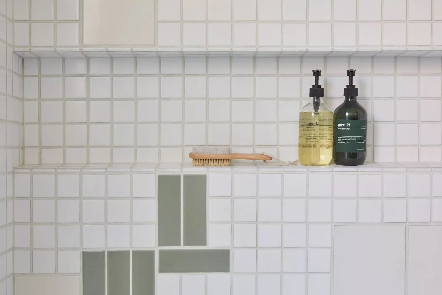 30 Stunning Walk-In Shower Tile Ideas to Transform Your Bathroom 17 Custom Tile Layout
