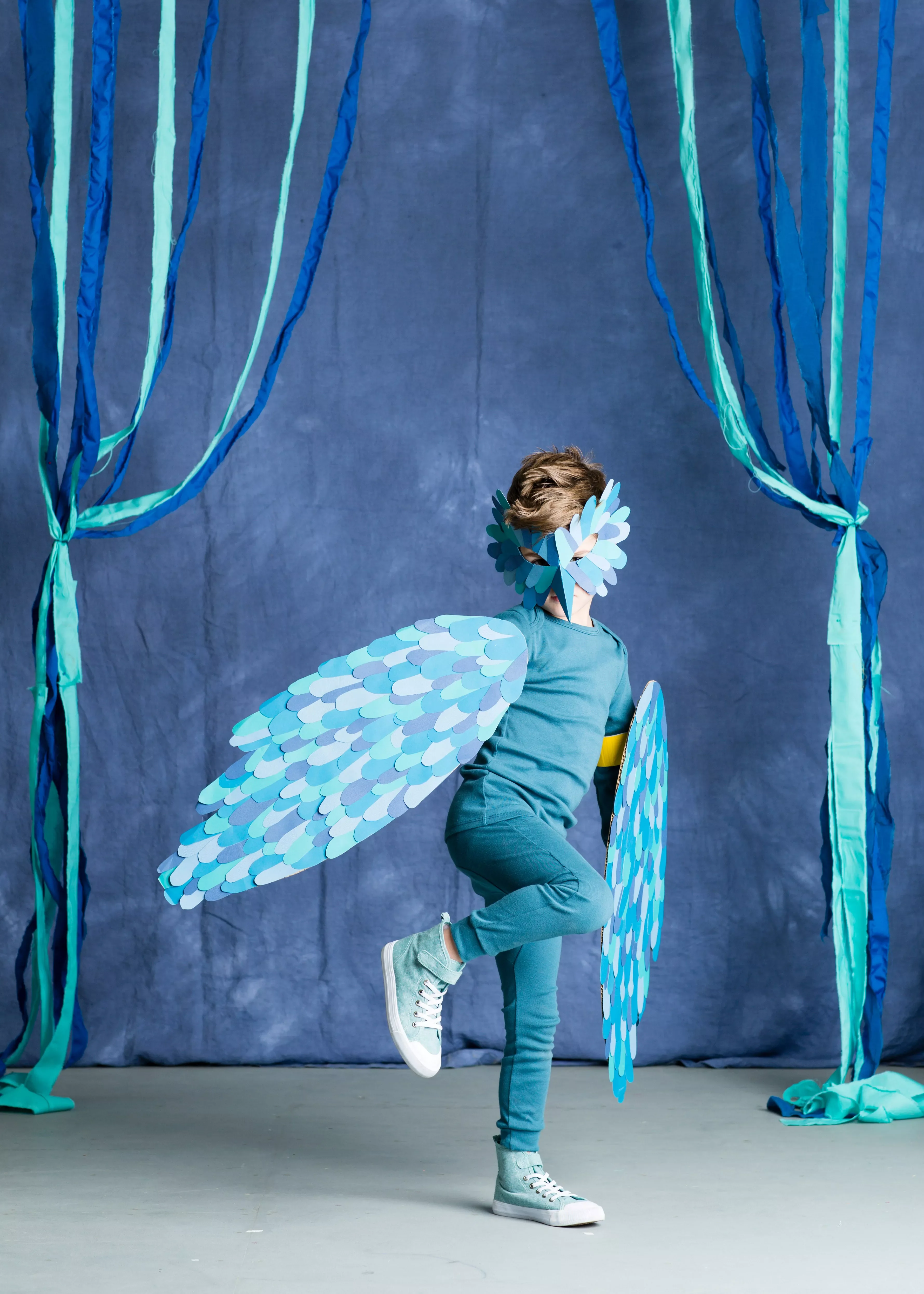 31 Handmade Halloween Costume Ideas for Kids to Wear While 28 DIY Bird Costume