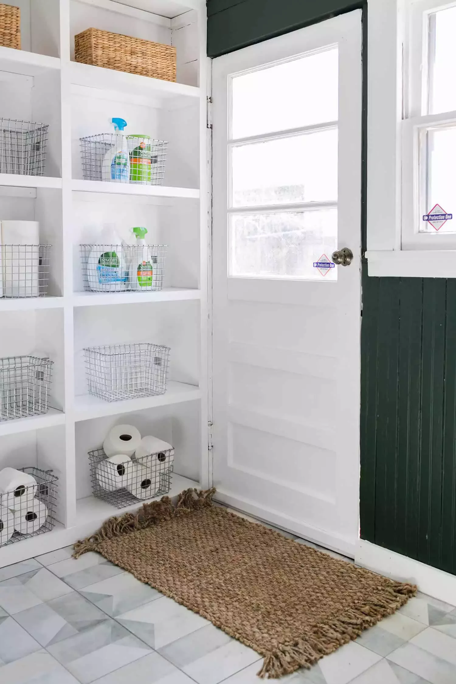 DIY Built-Ins