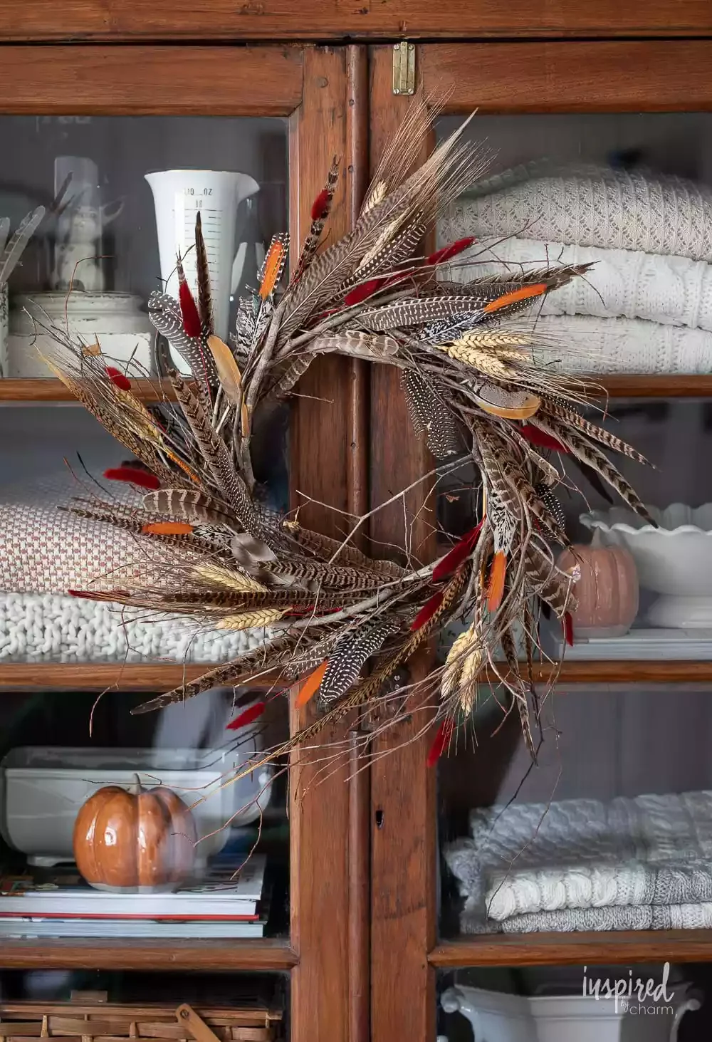 66 Beautiful Fall Wreath DIY Ideas to Welcome Autumn Into Your Home 11 DIY Feather Wreath