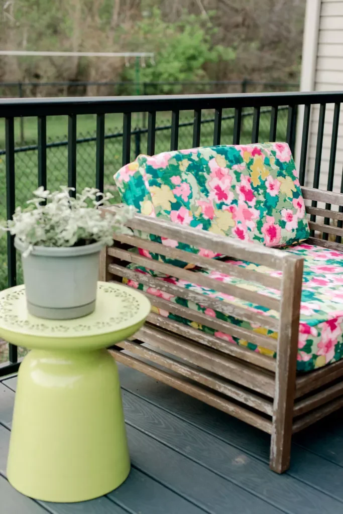 20 Creative DIY Sofa Cover Ideas to Transform Your Living Space 15 DIY Outdoor Cushion Covers
