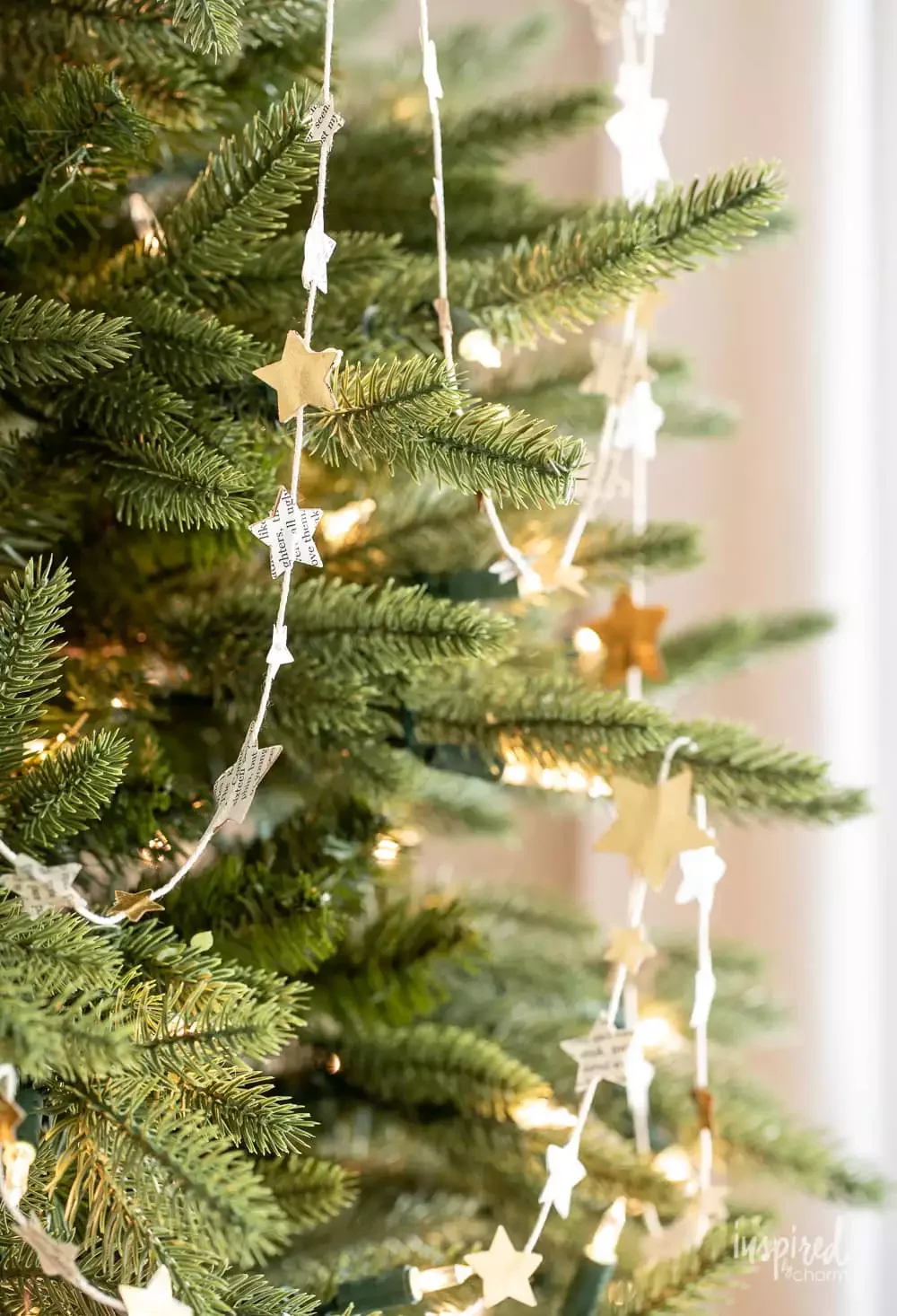 115 Stunning Christmas Decorating Ideas to Transform Your Home This Holiday Season DIY Paper Star Garlands