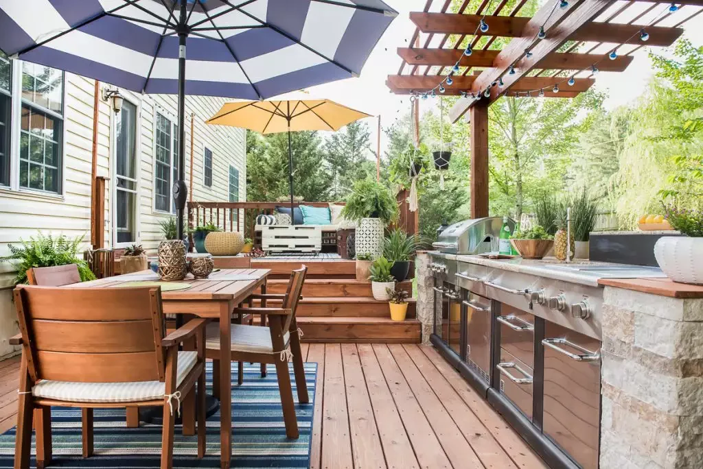 27 Creative Small Outdoor Kitchen Ideas That Transform Your Space 8 DIY Pergola