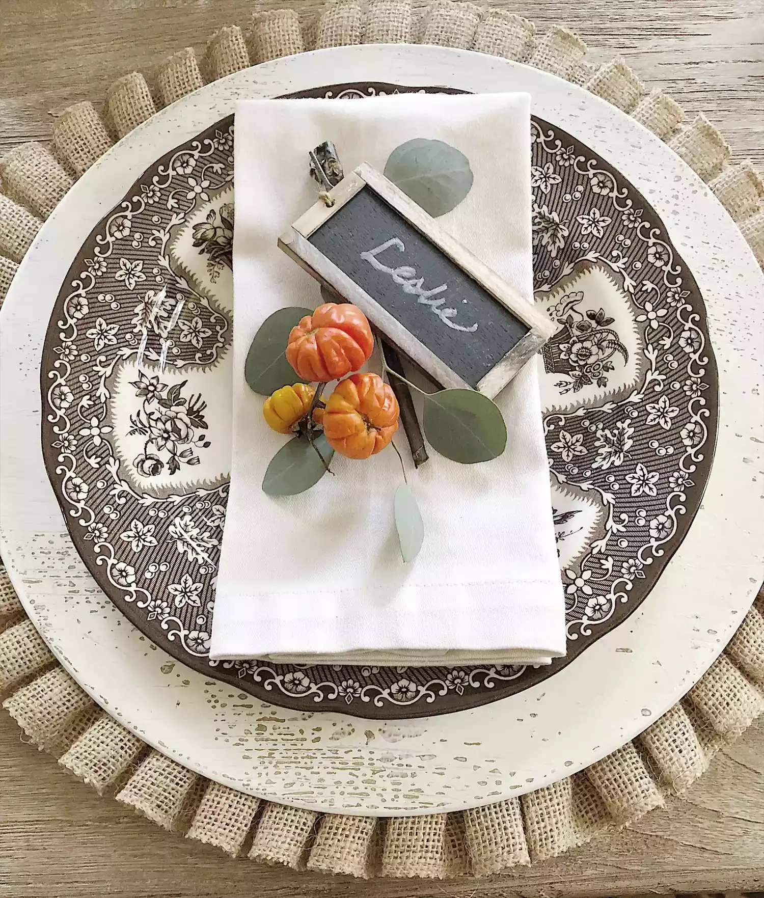 55 Stunning Thanksgiving Décor Ideas to Transform Your Home with Style 15 DIY Place Tags
