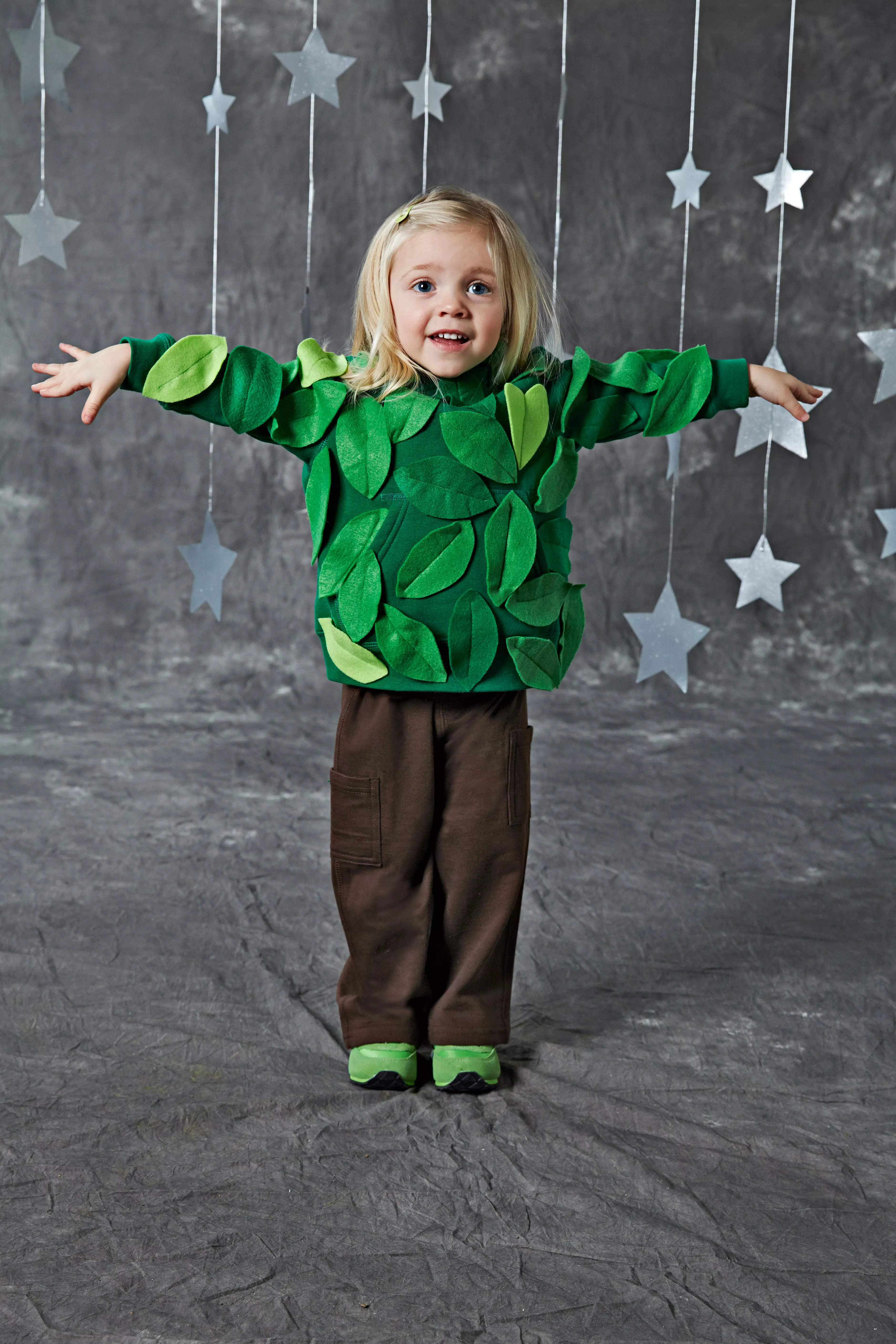 31 Handmade Halloween Costume Ideas for Kids to Wear While 15 DIY Tree Costume