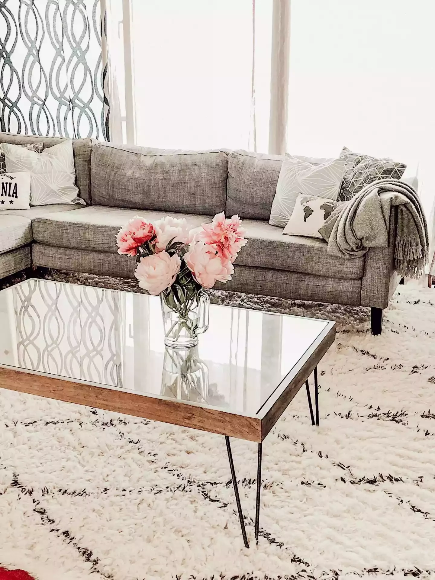 20 Creative DIY Sofa Cover Ideas to Transform Your Living Space 17 DIY Tufted Cushions