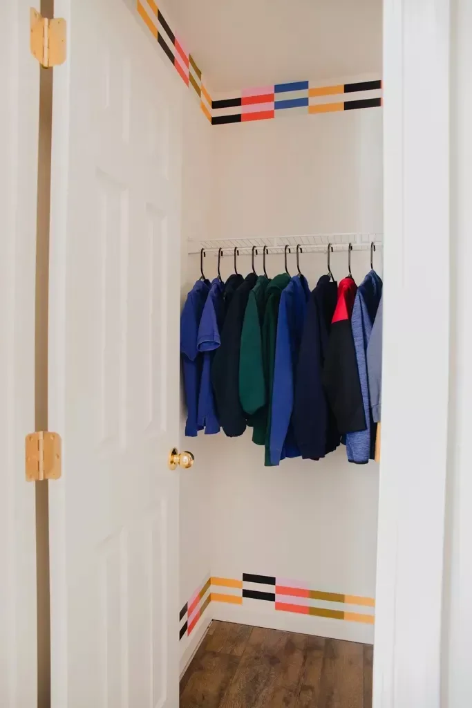 72 Budget-Friendly DIY Home Decor Ideas for Every Skill Level DIY Wallpaper Borders
