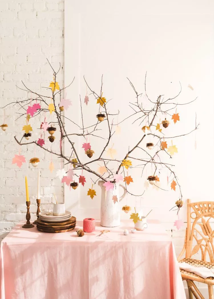 78 Beautiful Fall Table Decorating Ideas to Transform Your Seasonal Celebrations 58 DIY a Gratitude Tree