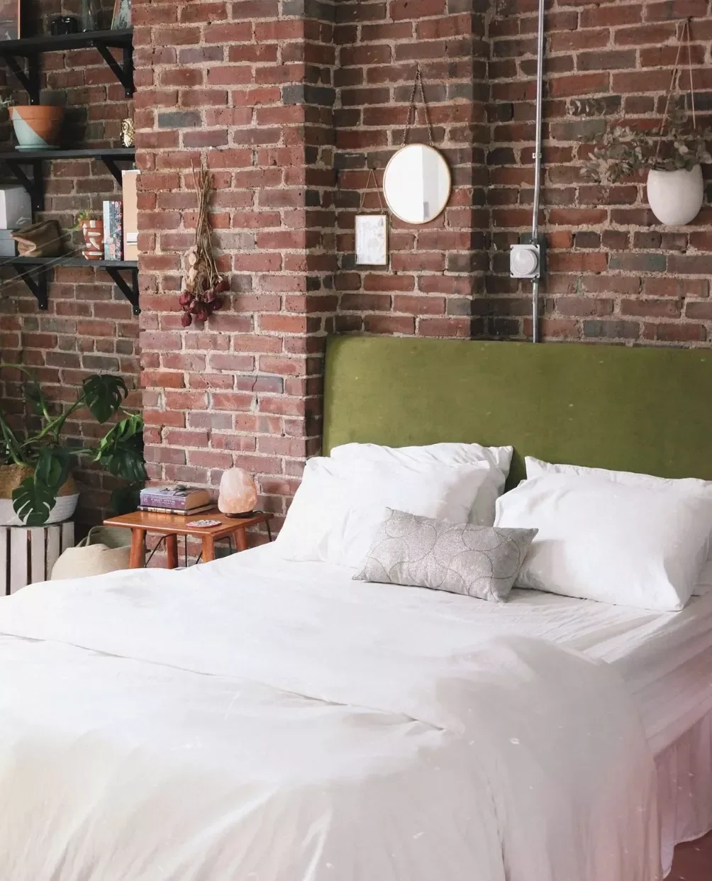 18 Affordable Bedroom Makeover Ideas You Can Start Today 2 DIY a Headboard