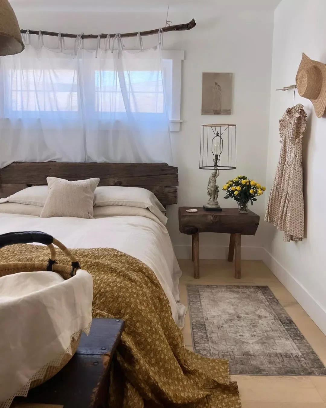 41 Cozy Earth-Inspired Bedroom Ideas That Will Transform Your Sleep Space 32 DIY an Earthy Curtain Rod