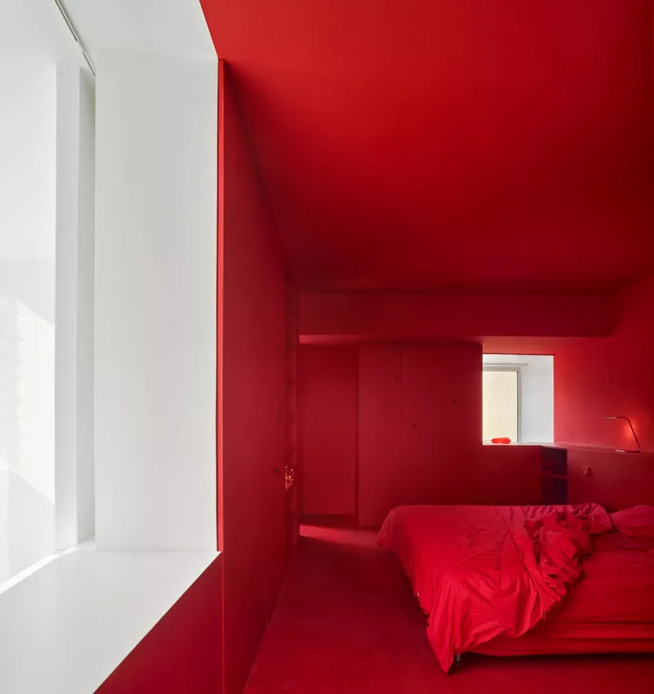 19 Stunning Red Bedroom Ideas That Will Transform Your Space 6 Dare to Color-Drench