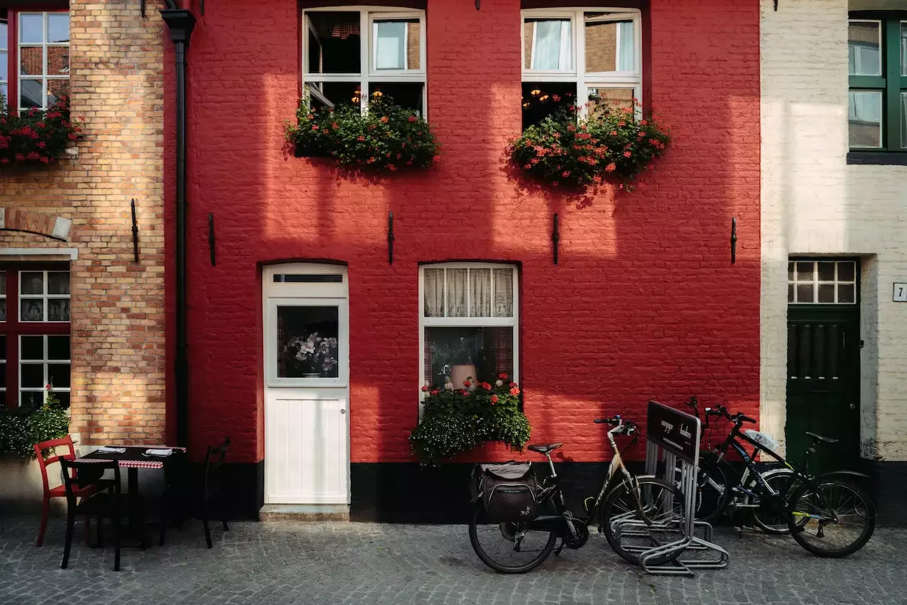 21 Bold Brick Paint Colors That Will Transform Your Home's Exterior 12 Daring Red