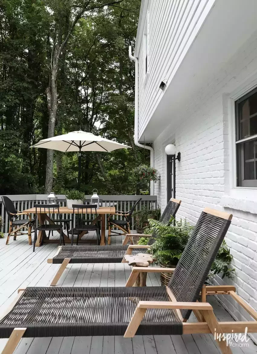 50 Amazing Deck Design Ideas to Transform Your Outdoor Living Space This Season 34 Deck Dining Table Umbrella