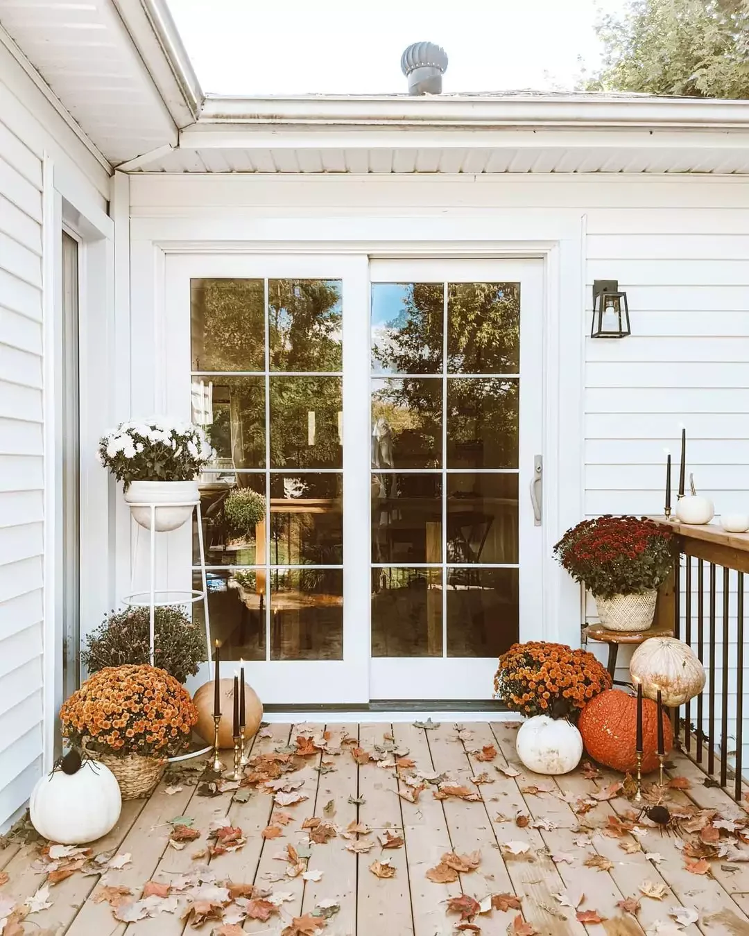 50 Amazing Deck Design Ideas to Transform Your Outdoor Living Space This Season 42 Deck With Seasonal Decor