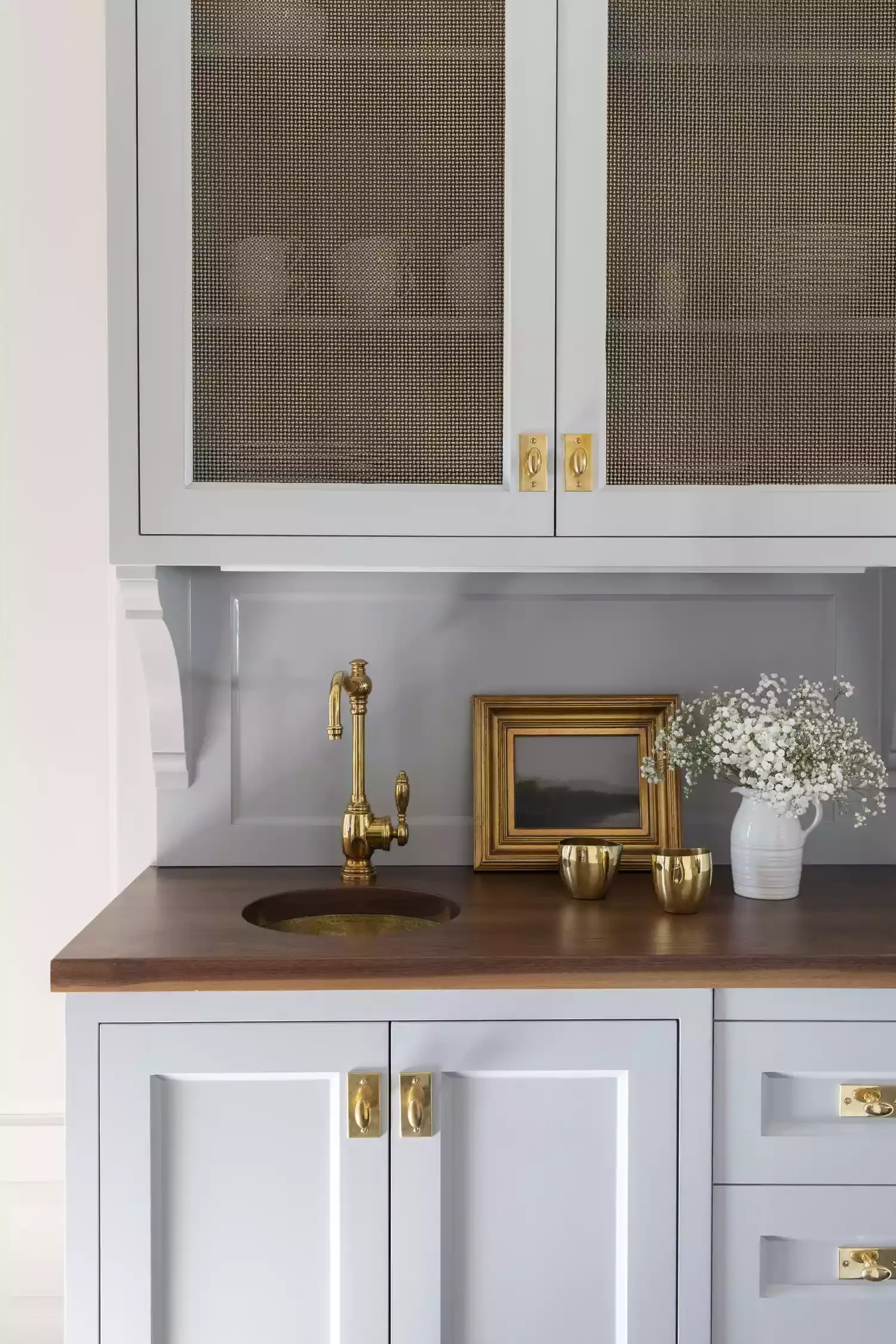43 Butler's Pantry Ideas That Transform Your Kitchen Storage Into Stylish Function Decorate With Art