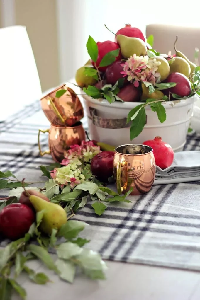 65 Cozy Fall Decorating Ideas to Transform Your Home This Autumn 51 Decorate With Fall Fruit