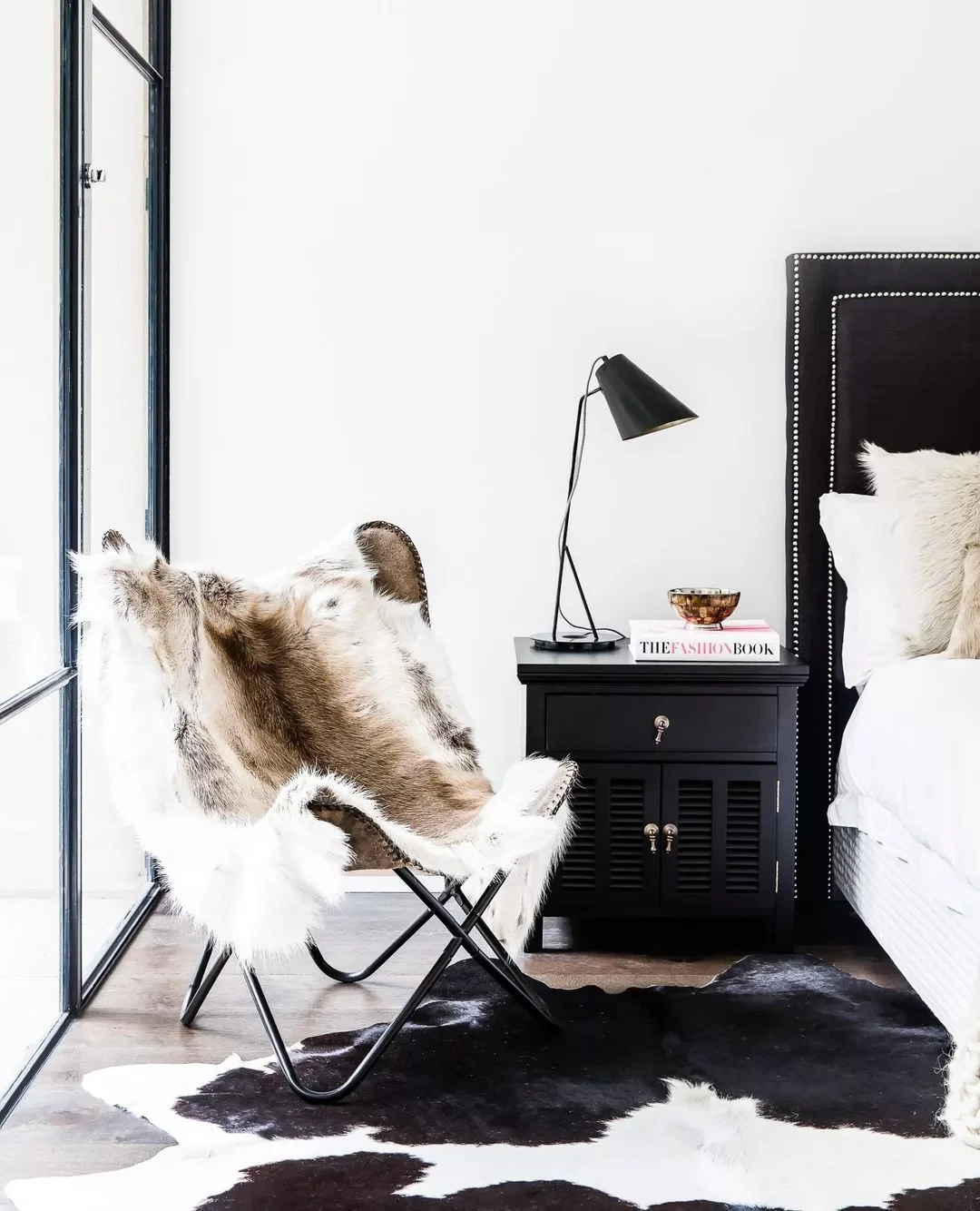 16 Western Bedroom Ideas That Transform Your Space Decorate With Faux Animal Hides