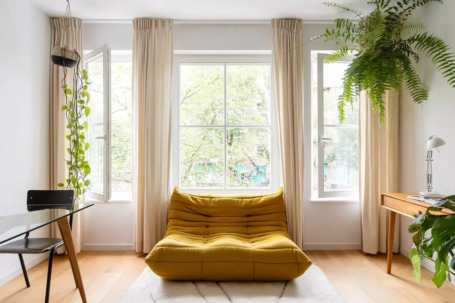 21 Cozy Scandinavian Winter Ideas That Transform Living Rooms Decorate With Plants