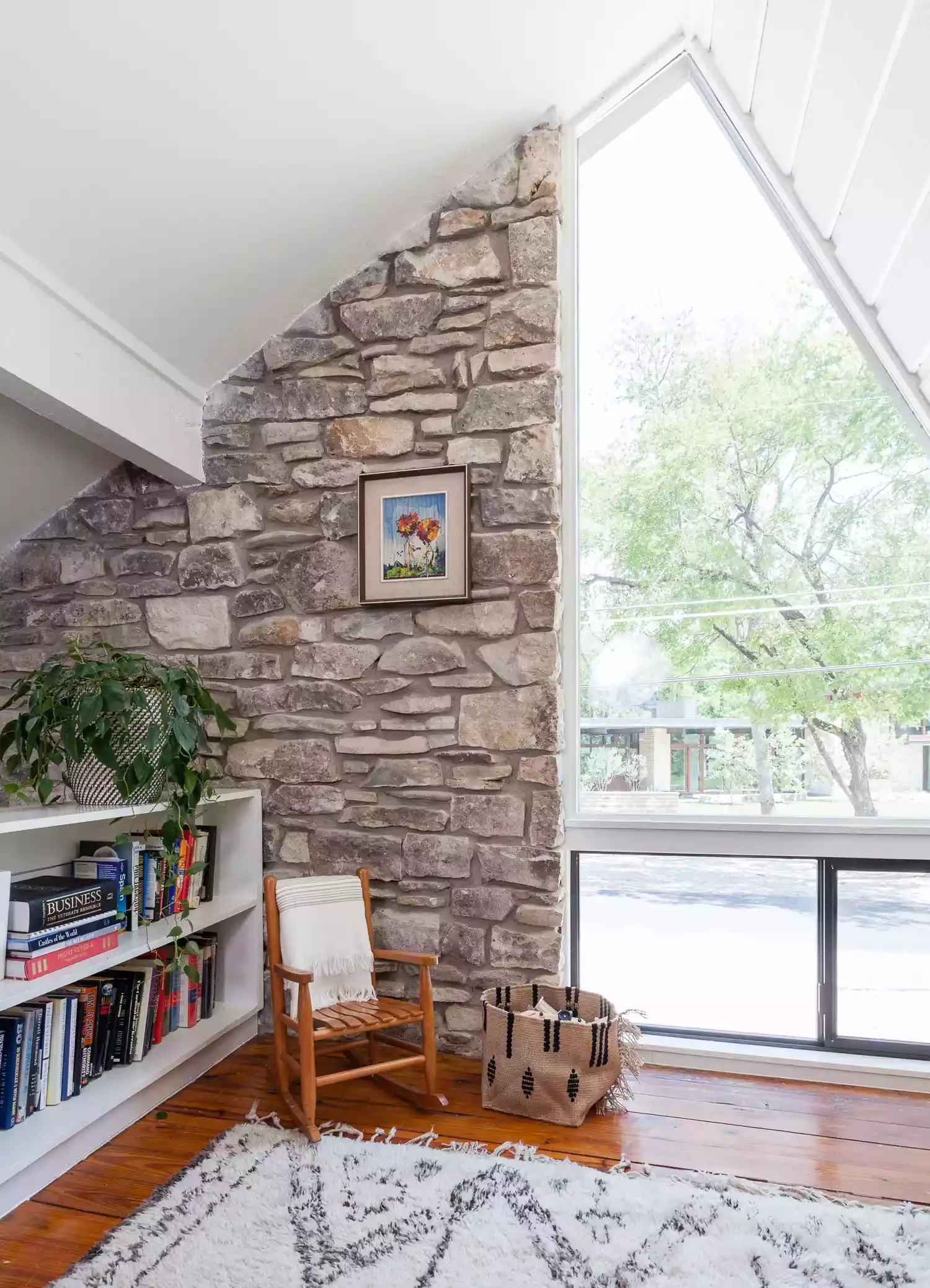 21 Creative Half Wall Ideas to Transform Your Home's Style 11 Decorate With Plants