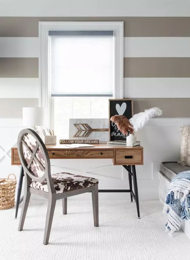 28 Multi-Purpose Office Guest Room Ideas to Create Your Perfect Hybrid Space 27 Decorate With Stripes